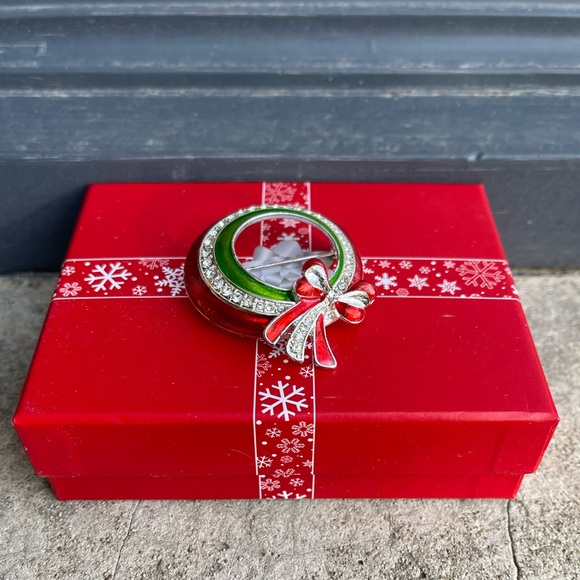 Christmas brooch - Picture 2 of 3